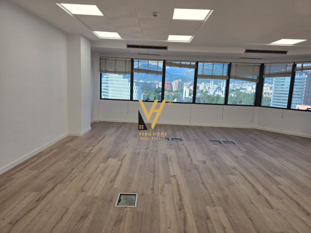 JEPET ZYRE 110 M2 ME QIRA TE KULLAT BINJAKE 250.000 LEKE
