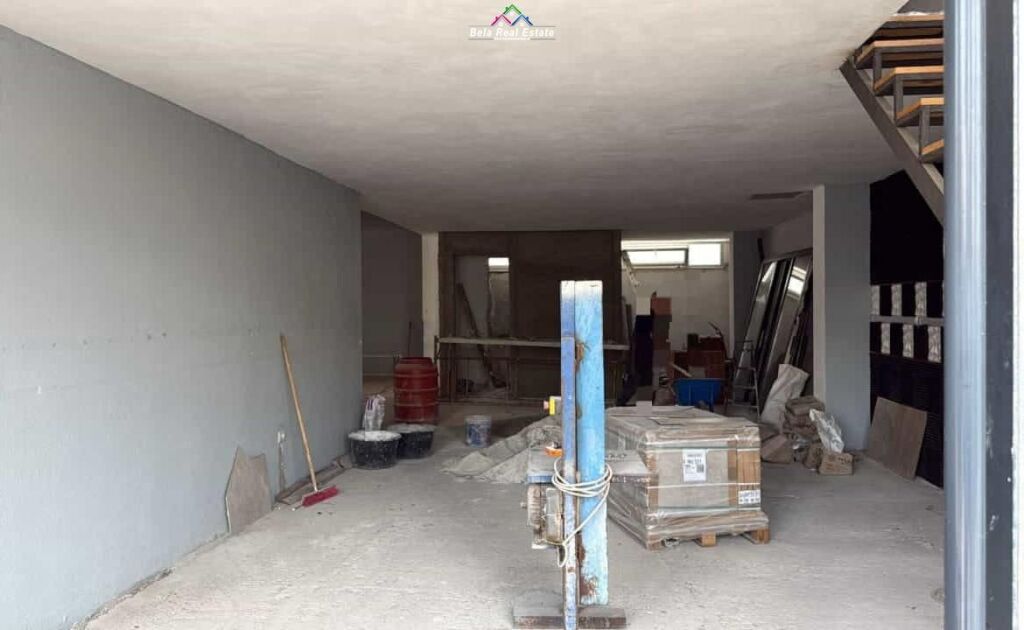 Dyqan Duplex Me Qera Ne Shkoze (ID BD21907) Tirane