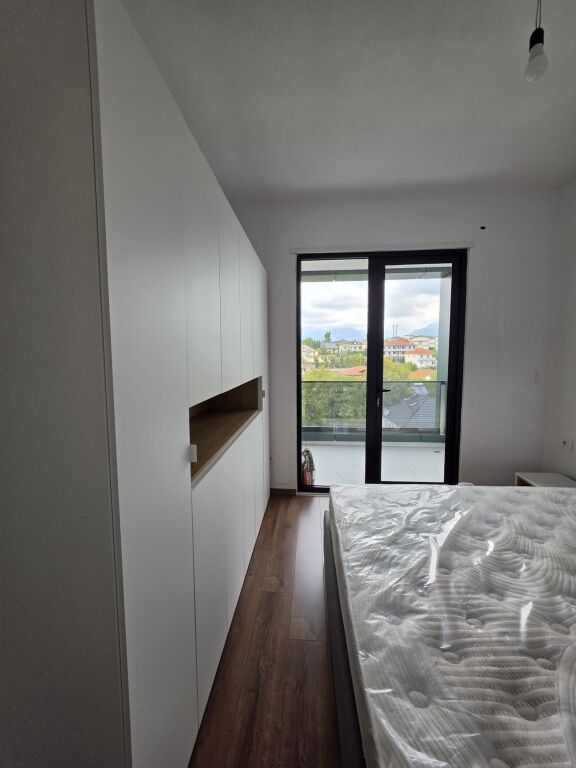 2+1 apartment for rent for rent in Paskuqan, 6th floor, 500 euros