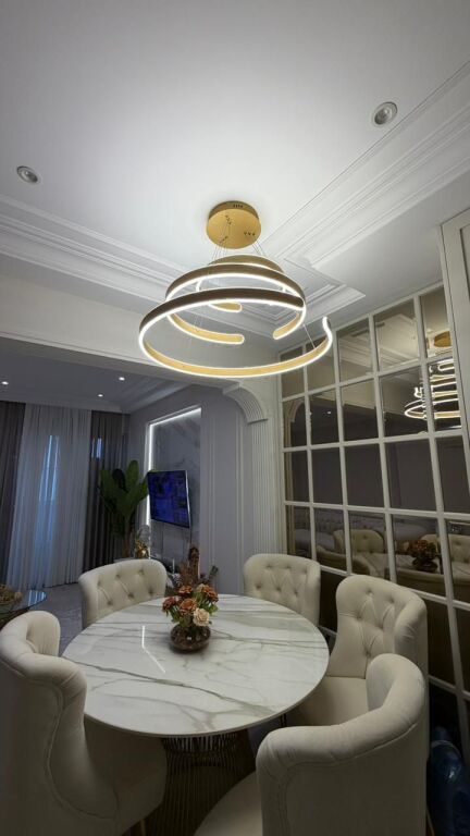 🏡 Shitet Apartament 2+1 – Komuna e Parisit (Pallatet Arabe)