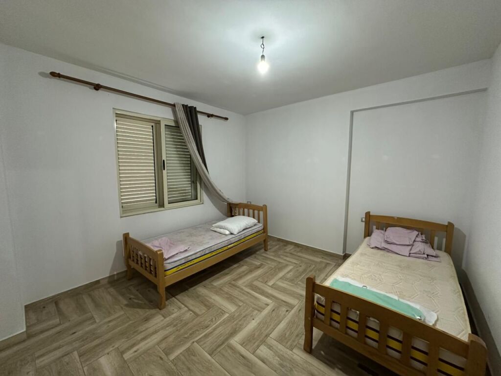 Apartament me qera 2+1+2 Spitali Durres