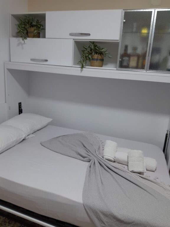 Apartament 1+1 me qira tek Piazza ne Qender!