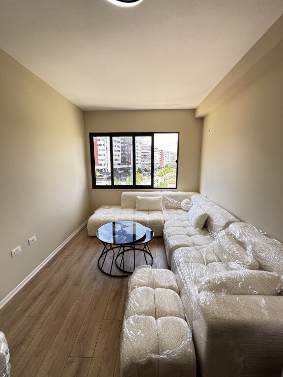 SHITET APARTAMENT 2+1 kompleksi molla
