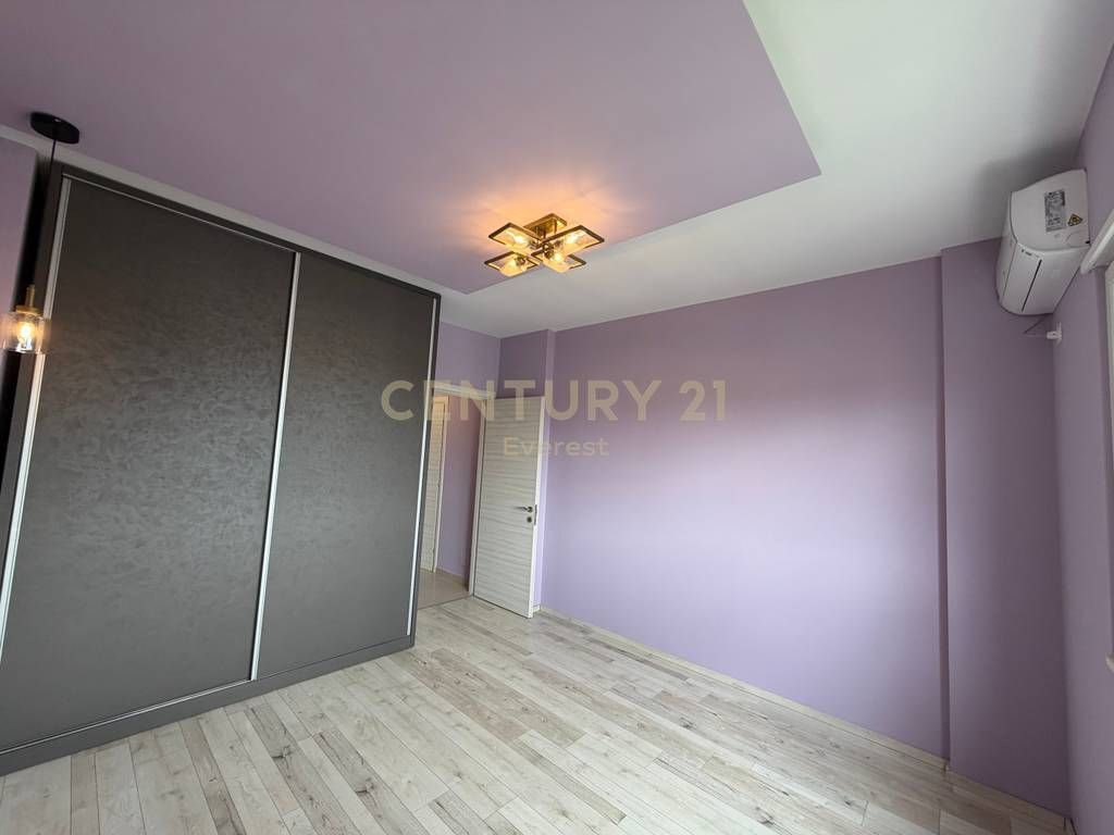 ISH RESTORANT DURRESI-SHESIM APARTAMENT 2+1+2