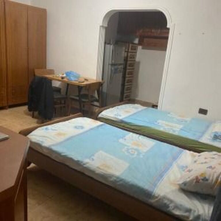 Rent | Garsoniere | Ish Parku i Autobusave | 300 €/month