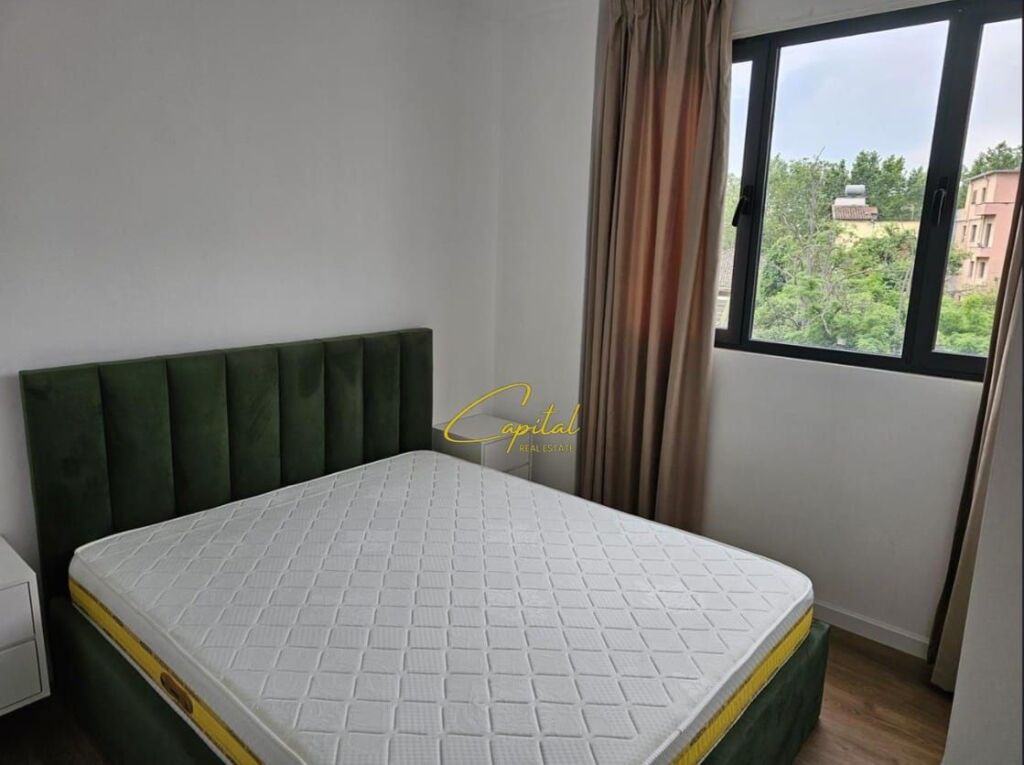 APARTAMENT ME QIRA 2+1 SPITALI AMERIKAN 2 55.000 LEKE