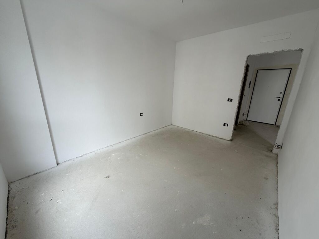 Shitet Apartment 1+1 Univers City
