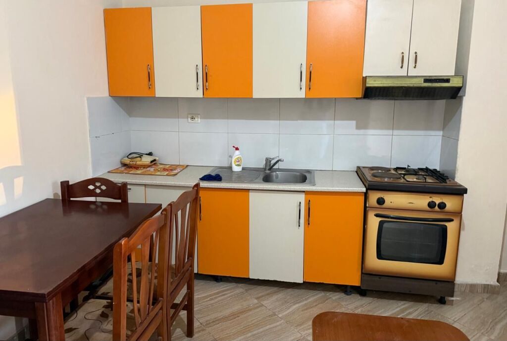 Kodra e diellit , apartment 1+1 for rent 30,000 leke  