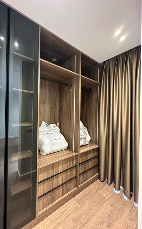 Apartament 2+1+2+post parkimi me qera tek Ish Blloku