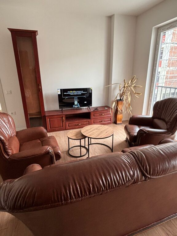 Apartament 1+1 me qira ne Paskuqan!