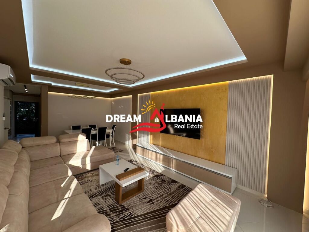 Duplex 3+1+3 me qera midis 2 Residencave Kodra e Diellit (ID 4231353).