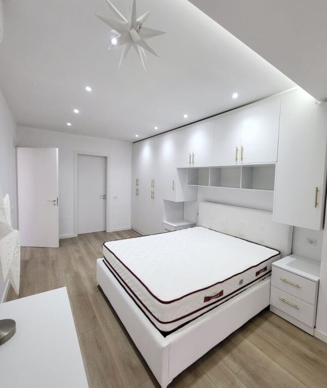 📌Jepet me qira apartament 2+1 te Kodra e Diellit
