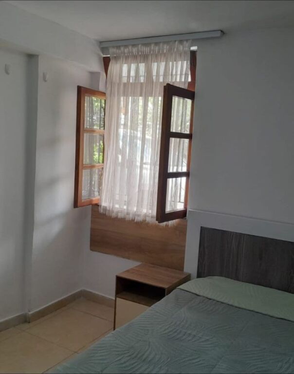 APARTMENT 1+1. 280000 LEKE.BLACK STONE LOUNGE,5 MAJI
