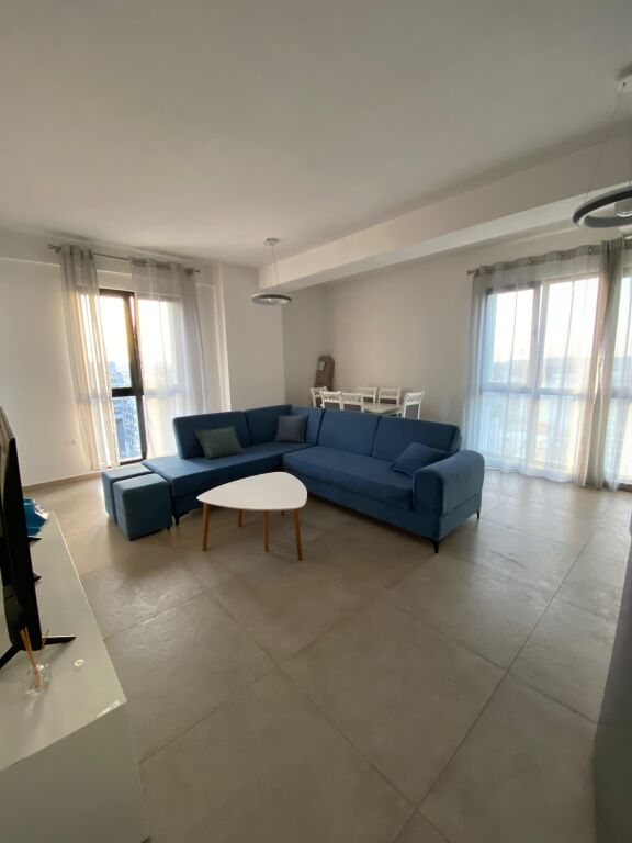 Apartament 2+1 per qera Kompleksi Arlis Farmacia 10 !