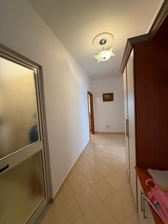 Apartament me qera 2+1 Plazh Ilira Durres
