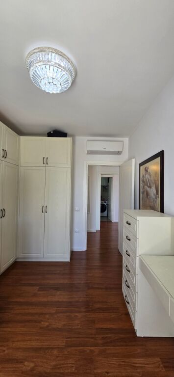 JEPET ME QIRA SUPER APARTAMENT 2+1