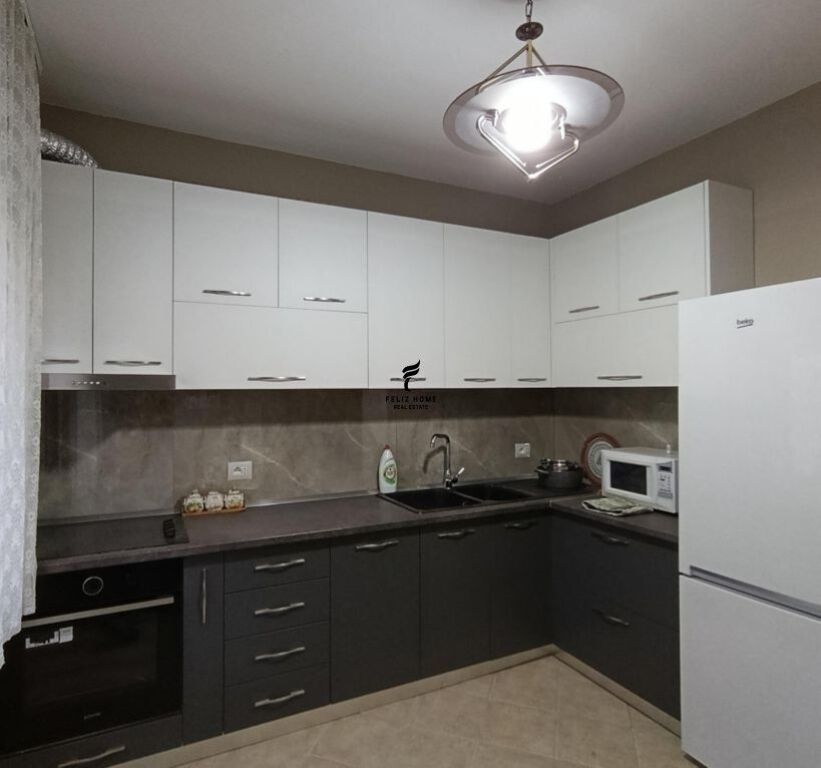 APARTMENT FOR RENT 2+1+2 CENTER 100,000 LEKE FH-74378