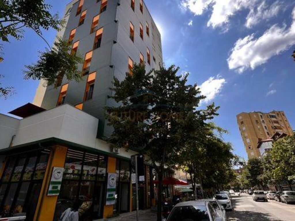 Shitet, Apartament 1+1, Rruga e Elbasanit