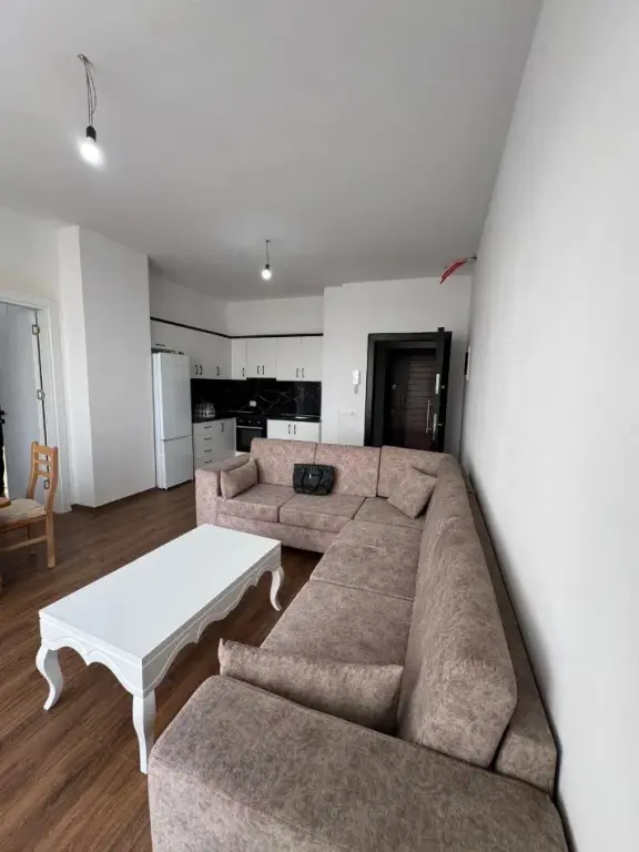 Qera | Apartament 2 + 1 | Kamëz | 550 €/muaj