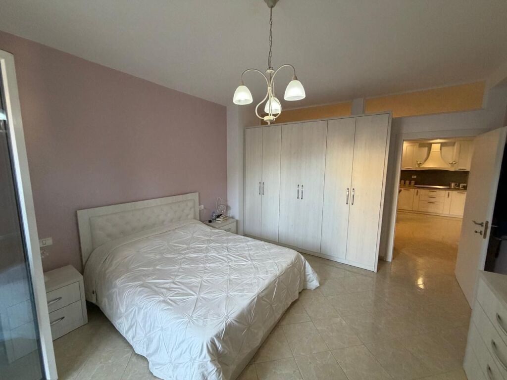 Apartament 2+1+ parkim per qera te Vala Park