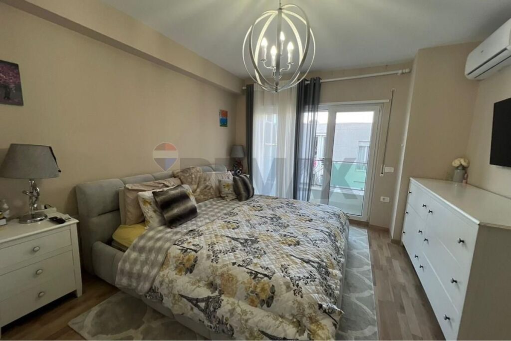 Duplex ne shitje tek Kodra e Diellit 2
