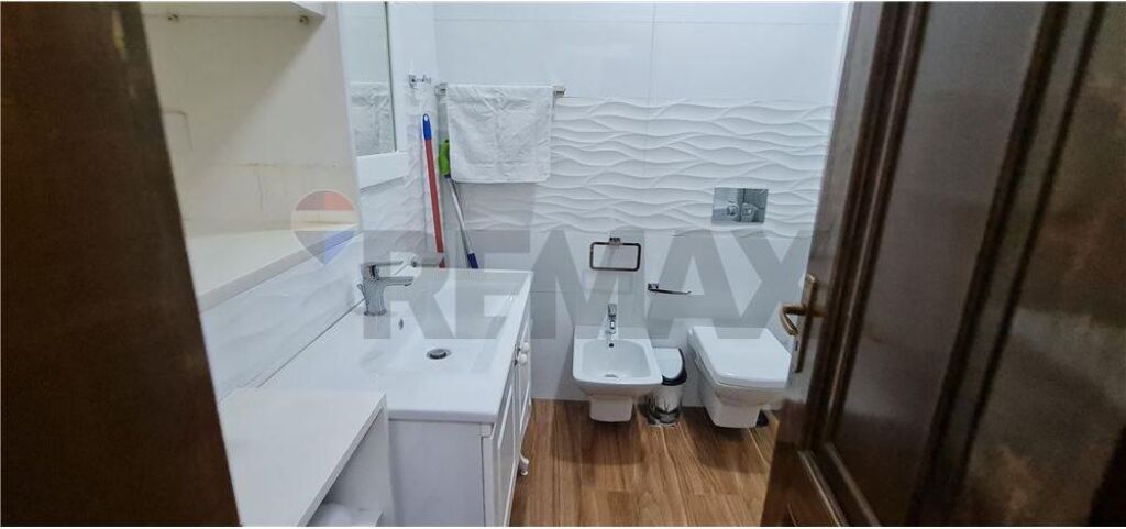 Appartamento - In Affitto - Shallvaret, Tirana