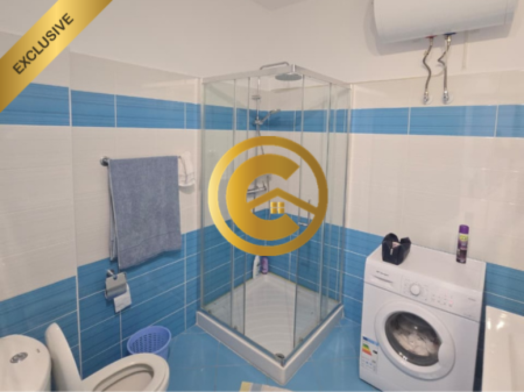 Apartament me Pamje Deti në Shitje në Sarandë – Mundësi Ideale Investimi në Rivierën Shqiptare