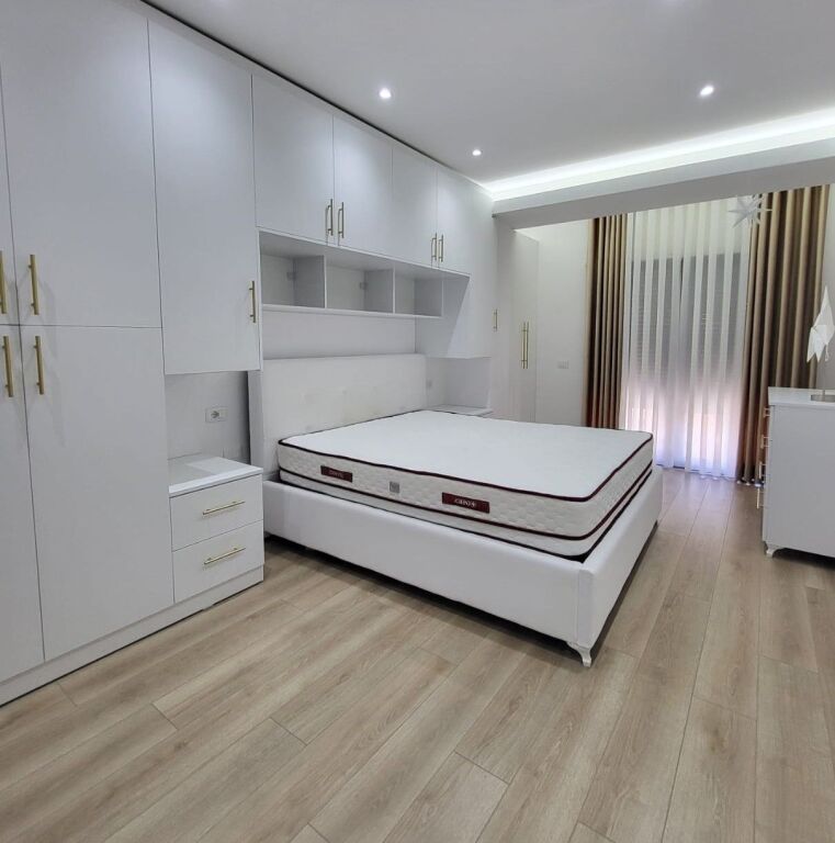📌Jepet me qira apartament 2+1 te Kodra e Diellit
