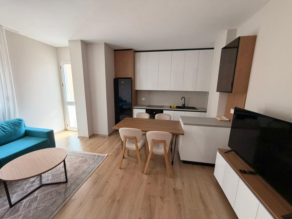 APPARTAMENTO 2+1 IN AFFITTO CENTRO DURRËS