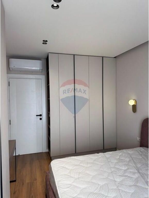 Aartament 1+1 me qera Shkolla Kuqe