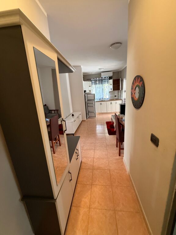 Apartament 2+1 me qera te Shkembi Kavajes