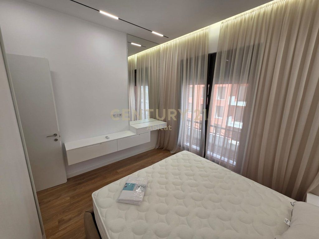 Jepet me qira apartament 1+1 tek Kompleksi Delijorgji