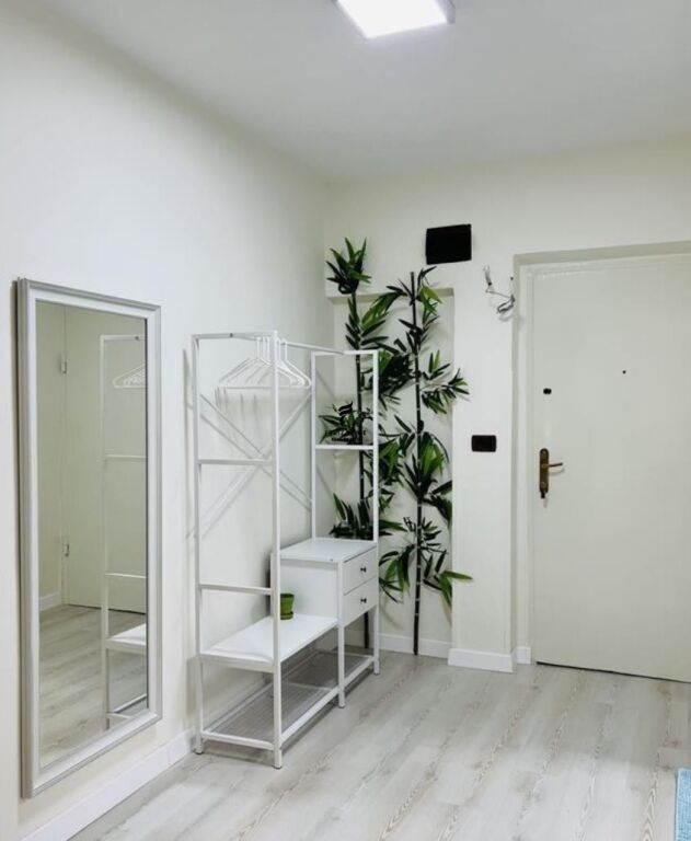 SHITET APARTAMENT 1+1 STADIUMI DINAMO 206.000 EURO FH-74390
