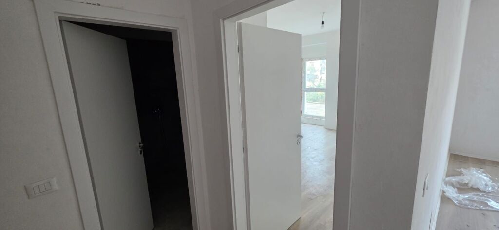 Shitet Apartament 1+1,Kompleksi Aura,Laprak