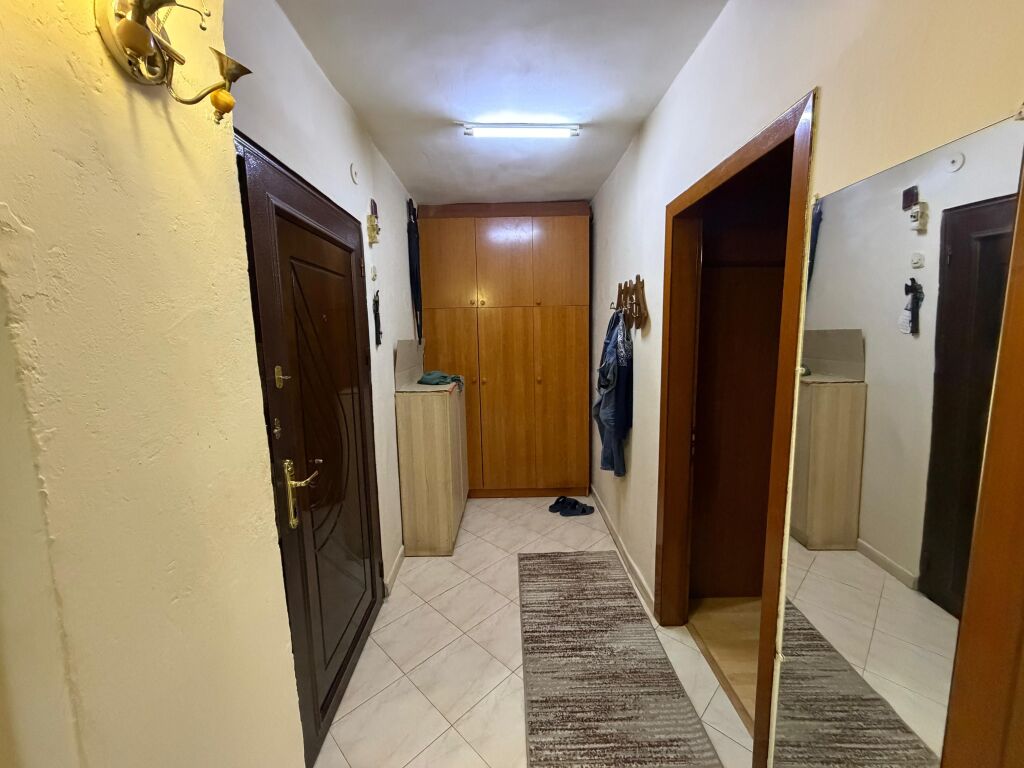 Shitet Apartament 1+1 te Spitali ne Durres !