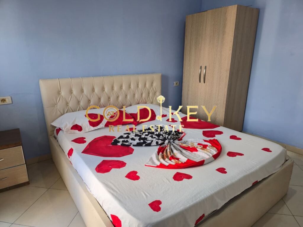 🏡 SHITET APARTAMENT 2+1 ME BALLKON PAMJE BALLORE ME DETIN– ROTA E KUQE, PLAZH, DURRES