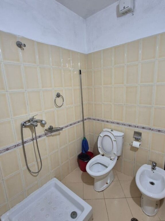 🏡 Appartamento 2+1+2 in Affitto a Komuna e Parisit ✨