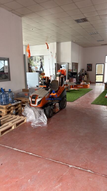 MAGAZZINO IN AFFITTO 1000 M2 "DEVIAZIONE DI RINAS, VICINO MERCEDES BENZ" 5000 EURO