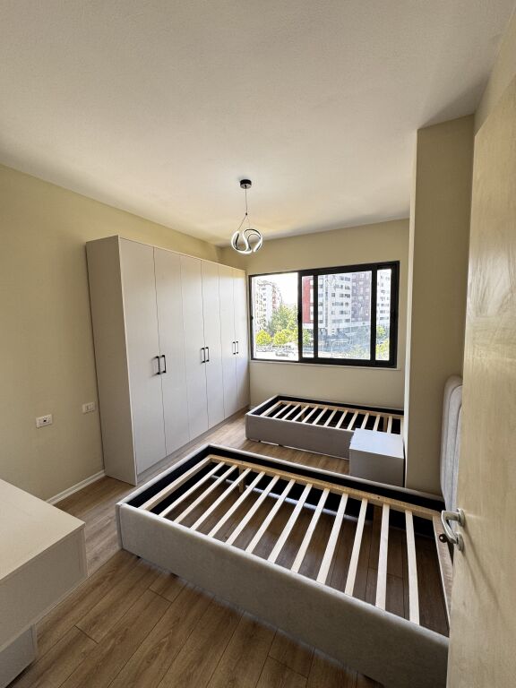 SHITET APARTAMENT 2+1 kompleksi molla