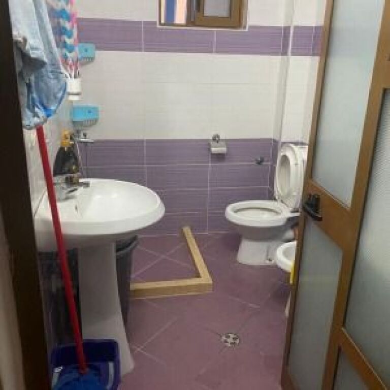 Rent | Garsoniere | Ish Parku i Autobusave | 300 €/month