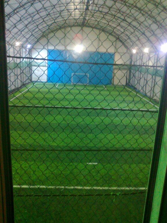 JEPET ME QIRA LAVAZH, LOKAL &amp; FUSHË FUTBOLLI NË KAMËZ ⚽🚗