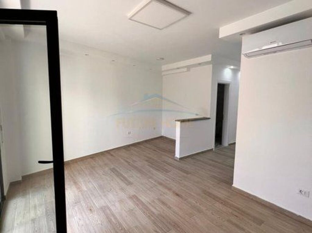 Shitet, Apartament 1+1, Rruga e Elbasanit
