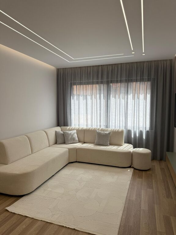 Astir Tek Rrethi Shitet Apartament 1+1