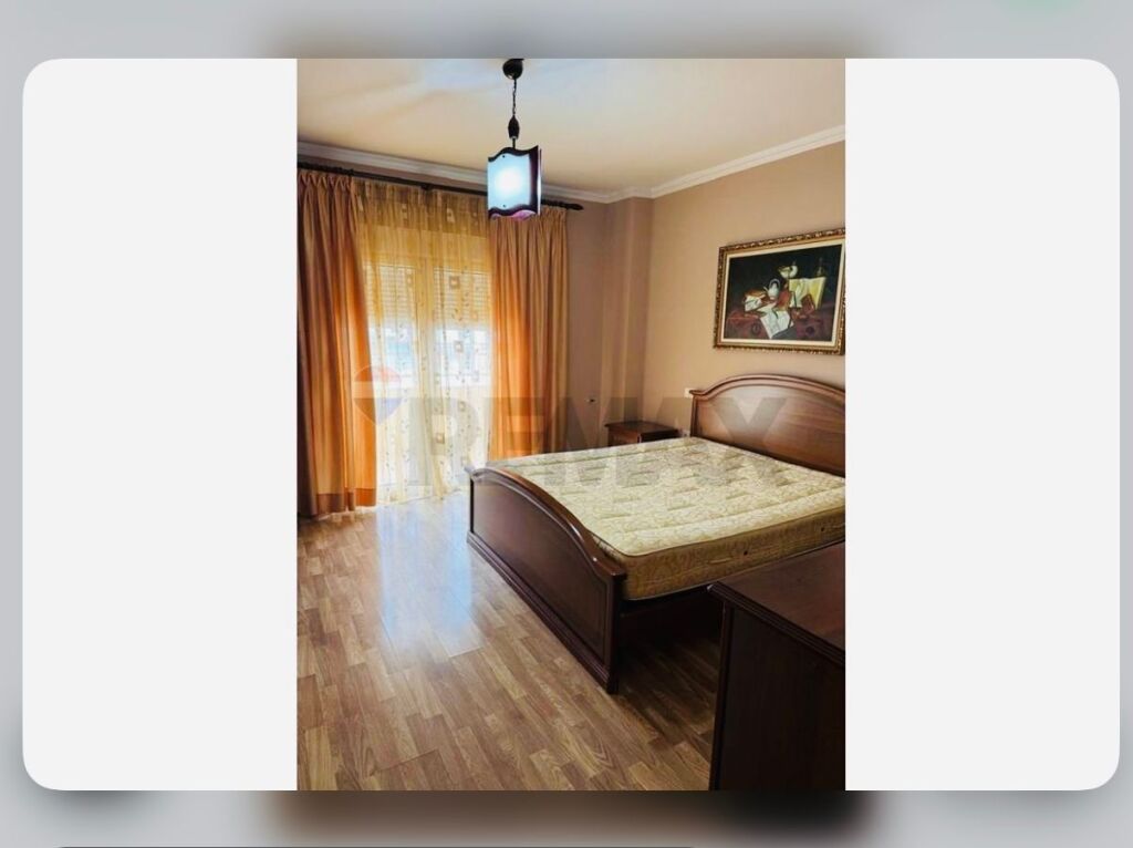 Apartament 1+1 Sheshi Willson