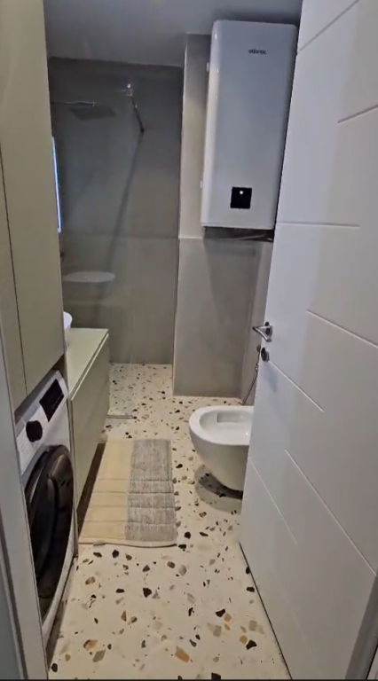 Rent | Apartament 1 + 1 | Rruga 5 Maji | 470 €/month