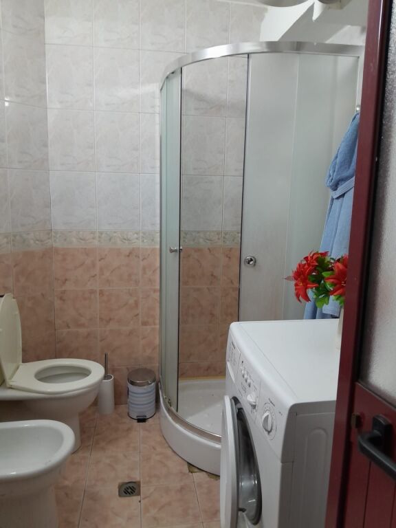 Apartament 1+1 me qira tek Piazza ne Qender!