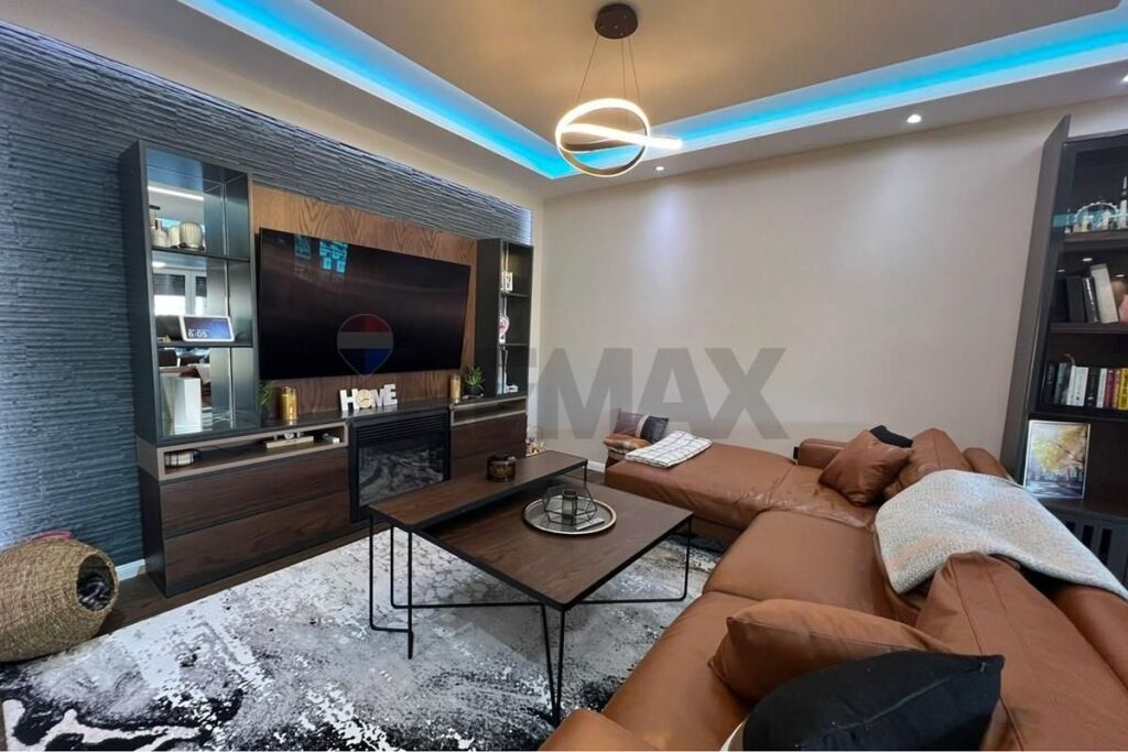Duplex ne shitje tek Kodra e Diellit 2