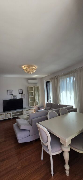 JEPET ME QIRA SUPER APARTAMENT 2+1