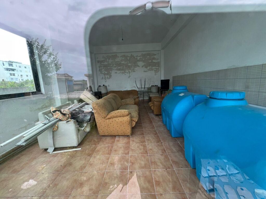 SHITET NDERTES 1 KATESHE 120m2 + 361 m2 TRUALL XHAFZOTAJ DURRES