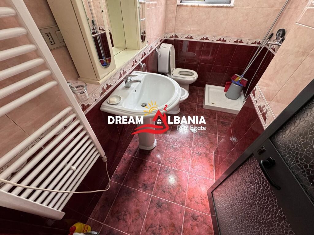 Apartament 2+1 ne Shitje tek Rruga e Elbasanit prane Shkolles se Baletit ne Tirane (ID 4129569)